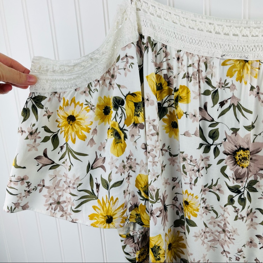 Torrid Stretch Challis Crochet Yellow Floral Off Shoulder Top Size 4X - Picture 8 of 12